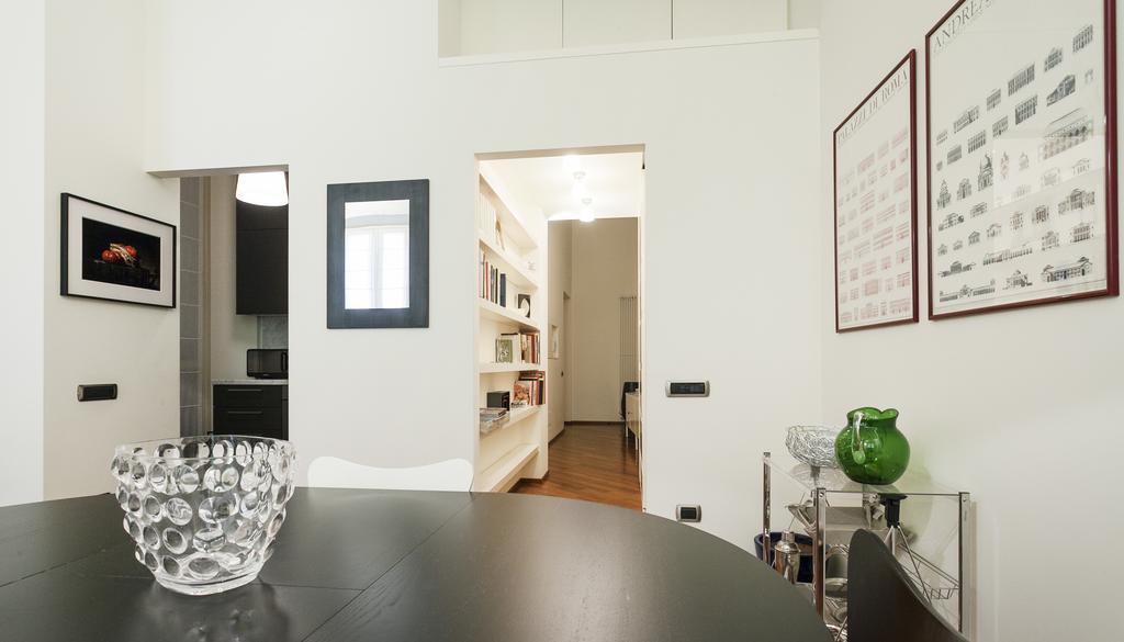 Italianway-Brisa Apartment Milan Bagian luar foto